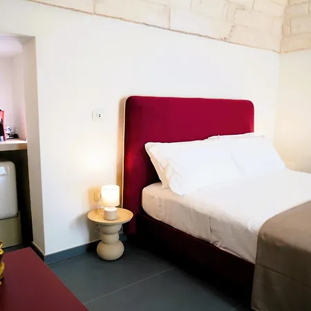 Palazzo Sozzi - Antico Splendore Nel Cuore Di בית הארחה אוסטוני